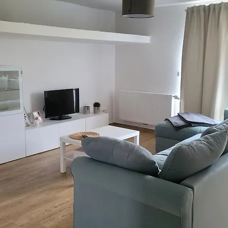 Schöne Große In Bedburg-hau *