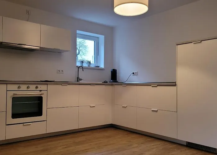 Schoene Grosse In Bedburg-hau Апартаменты Hau