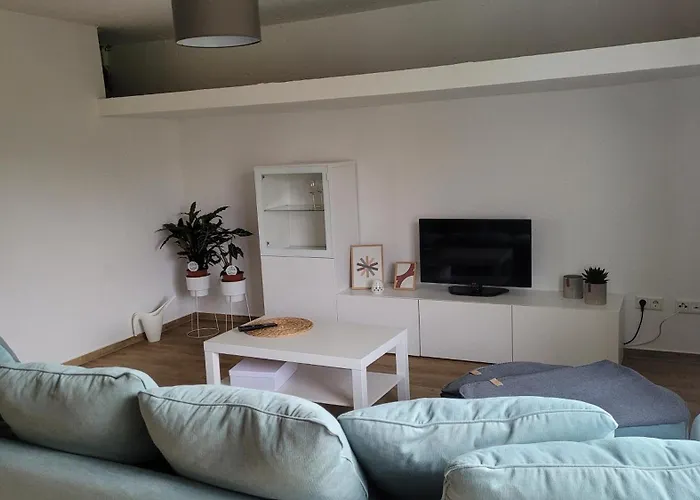 Schoene Grosse In Bedburg-hau Апартаменты Hau